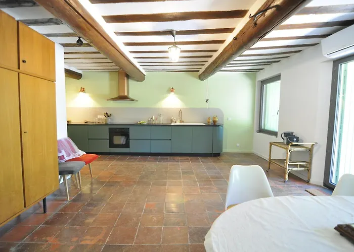 Дом отдыха Mas Familial Avec Piscine Le Clos Cevenol *